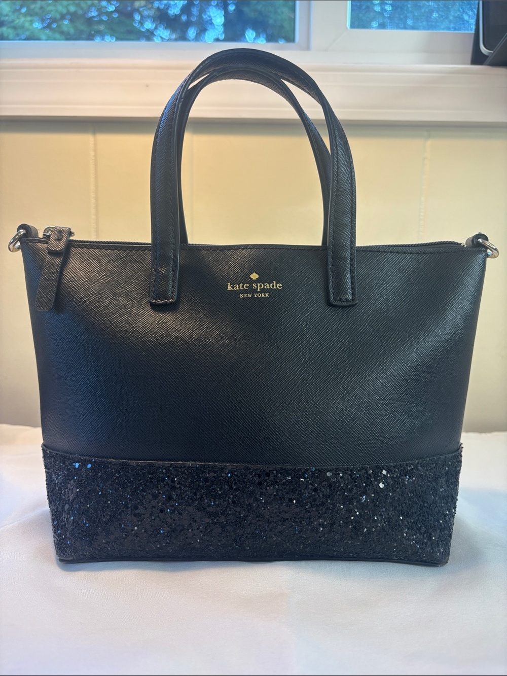 EUC Kate Spade Greta Court Ina Glitter Satchel Crossbody Bag Black